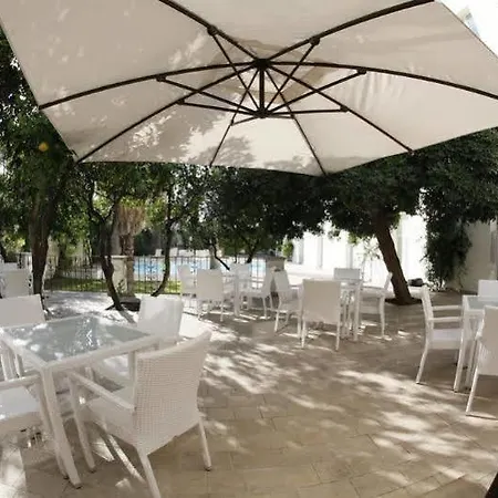 מלון Cristal לצ'ה