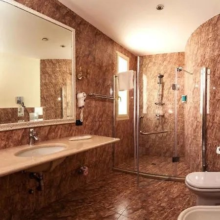Szálloda Cristal Lecce